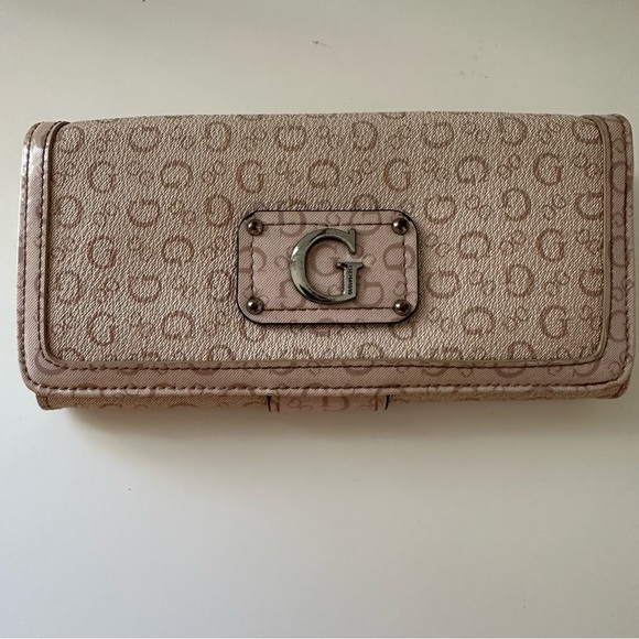 Guess pink trifold wallet - Picture 11 of 11